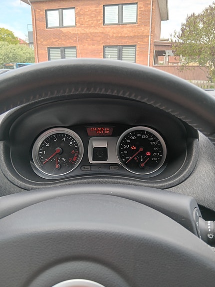 Renault Clio 9 of 10