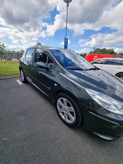 Peugeot 307 4 of 5