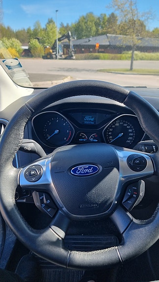 Ford Focus 4 of 6