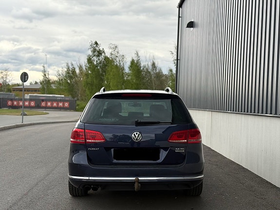 Volkswagen Passat 9 of 18
