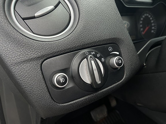 Ford Mondeo 14 of 18
