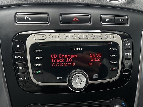 Ford Mondeo 15 of 18