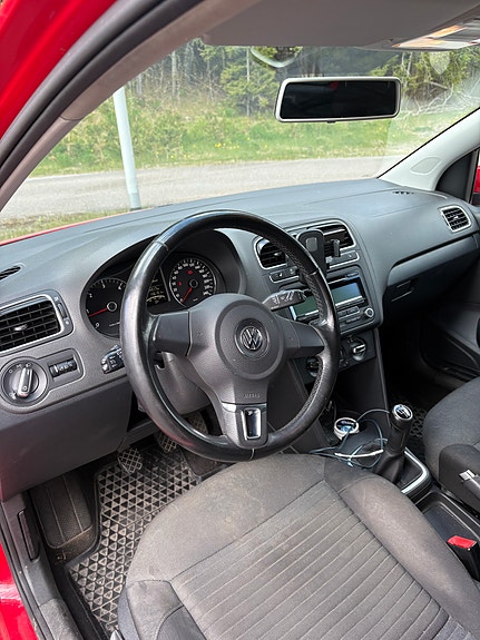 Volkswagen Polo 14 of 16