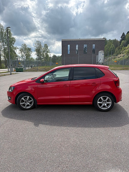Volkswagen Polo 3 of 5