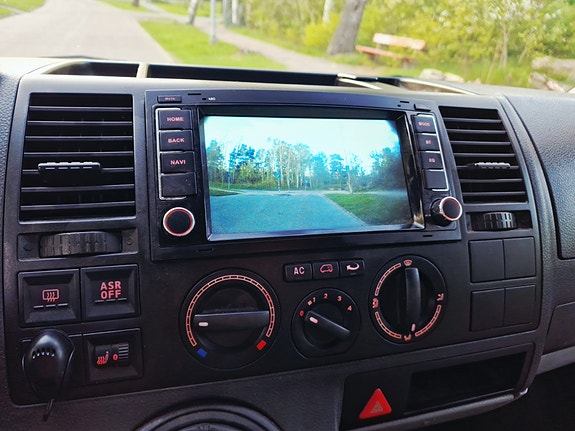 Volkswagen Caravelle 12 of 13