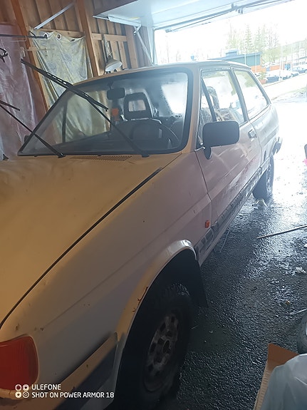 Ford Fiesta 3 of 13