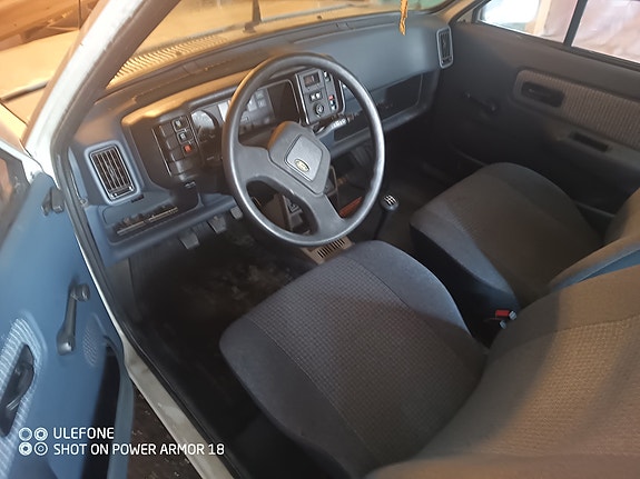 Ford Fiesta 5 of 13