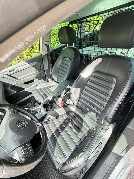 Volkswagen Passat 10 of 11