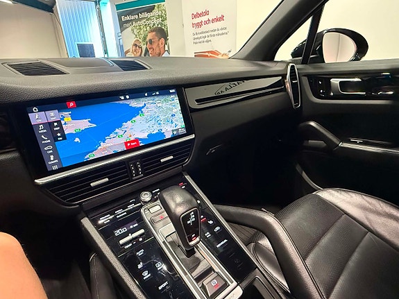 Porsche Cayenne 18 of 22