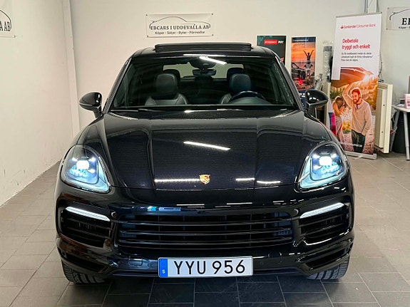 Porsche Cayenne 10 of 22