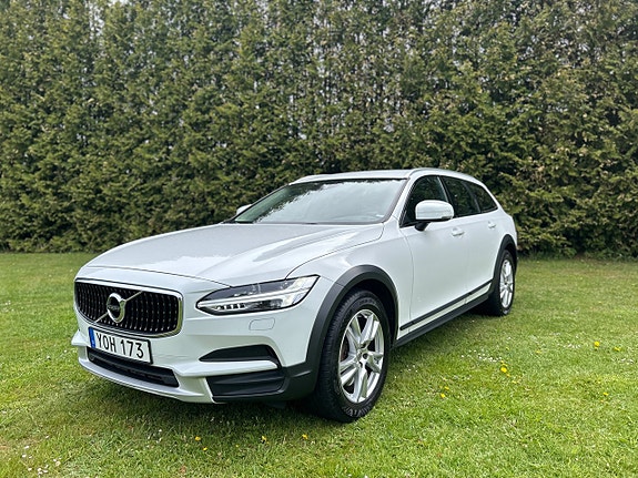 Volvo V90 Cross Country