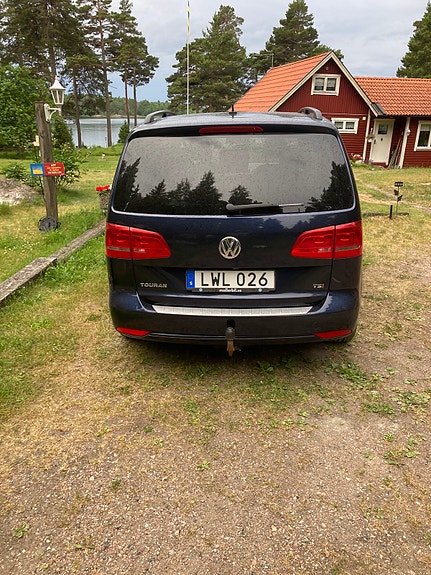 Volkswagen Touran 5 of 5