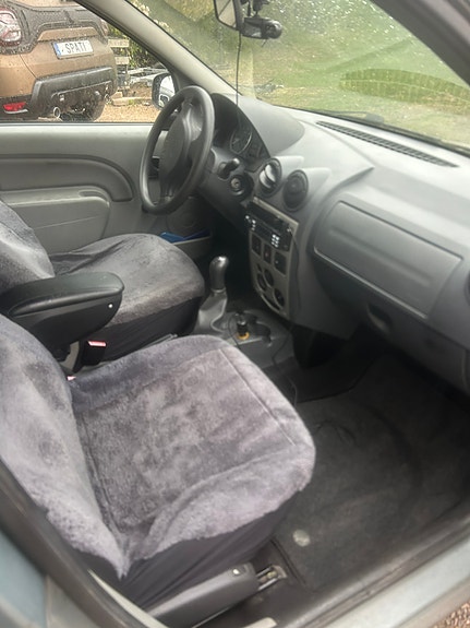 Dacia Logan 4 of 5