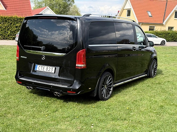 Mercedes-Benz V250 d 4 of 5
