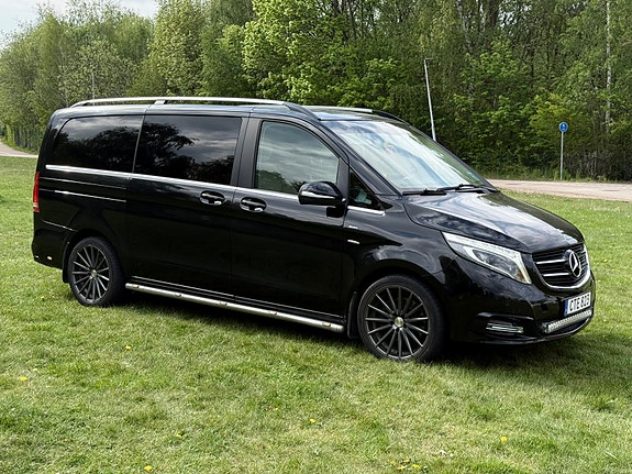 Mercedes-Benz V250 d 3 of 5