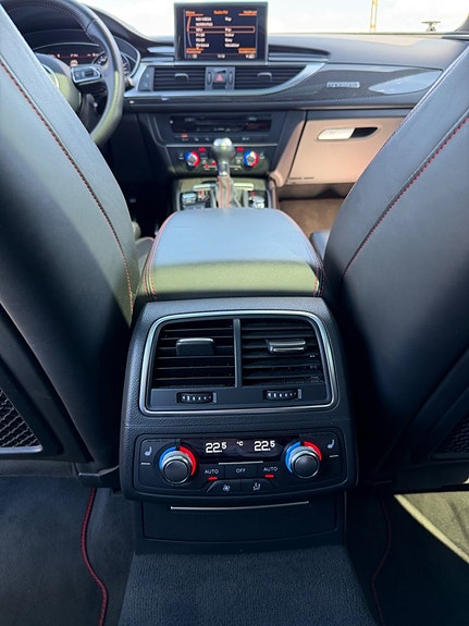 Audi RS6 25 of 29