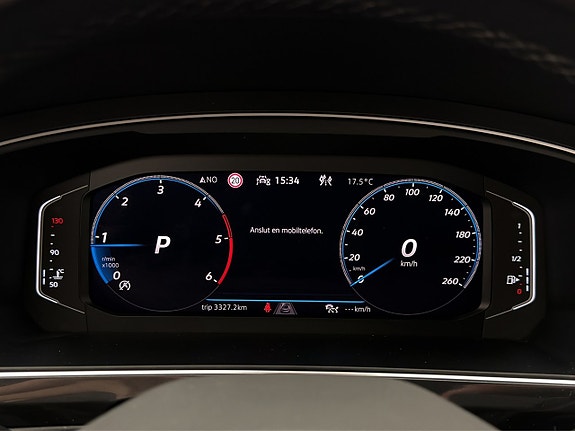 Volkswagen Tiguan 18 of 30