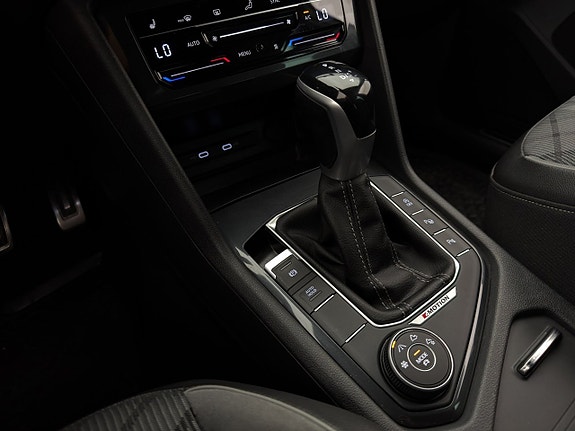 Volkswagen Tiguan 24 of 30