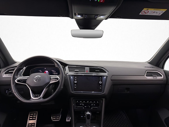 Volkswagen Tiguan 16 of 30