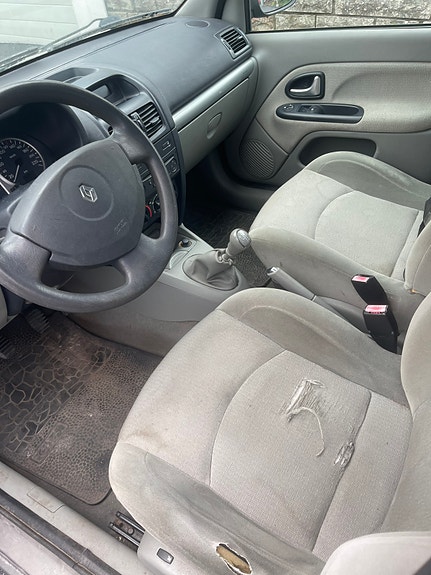 Renault Clio 3 of 5