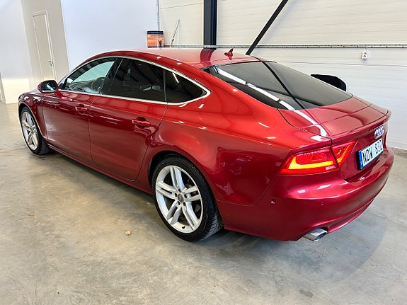 Audi A7 2 of 5