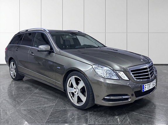 Mercedes-Benz E220 3 of 16