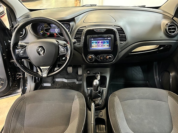 Renault Captur 7 of 16