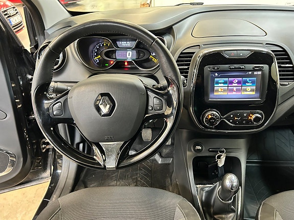 Renault Captur 8 of 16