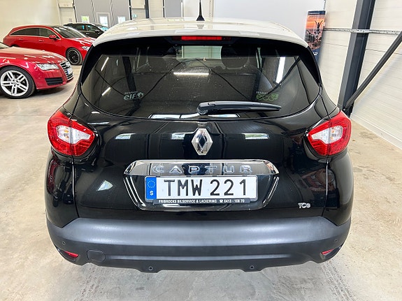 Renault Captur 3 of 16