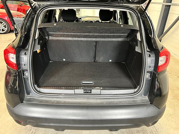 Renault Captur 13 of 16