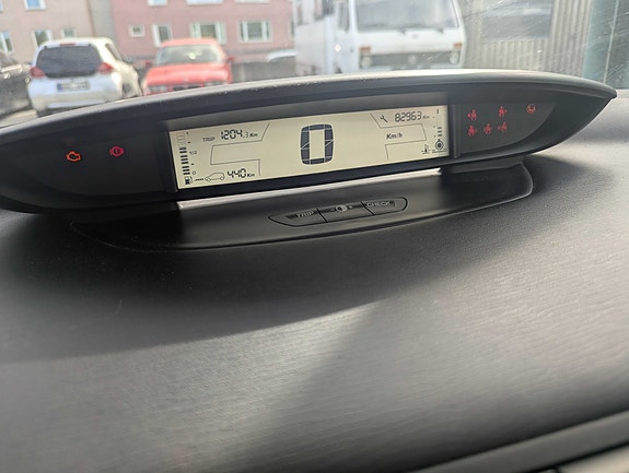 Citroen C4 2 of 5