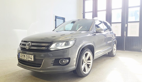 Volkswagen Tiguan 2 of 5