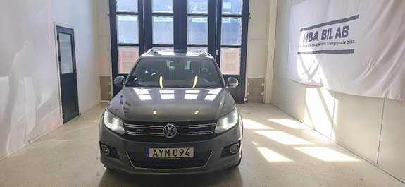 Volkswagen Tiguan 3 of 5