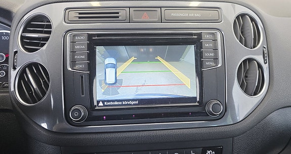 Volkswagen Tiguan 19 of 22