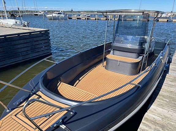 Sandö 821 Artic -2011 | Volvo Penta 5.7 GXI 3 of 5