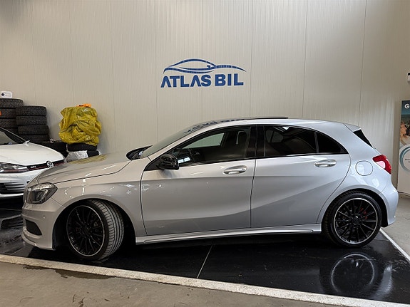 Mercedes-Benz A200 3 of 5