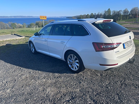 Skoda Superb 5 of 5