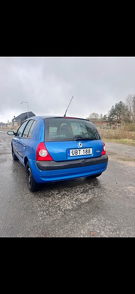 Renault Clio 2 of 3