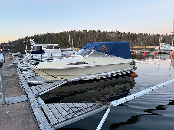 Fjord 21 DC  Volvo Penta V6 (205hk) + Släp 5 of 12