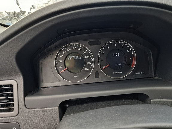 Volvo XC70 6 of 10