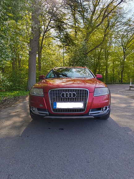 Audi A6 allroad 2 of 7