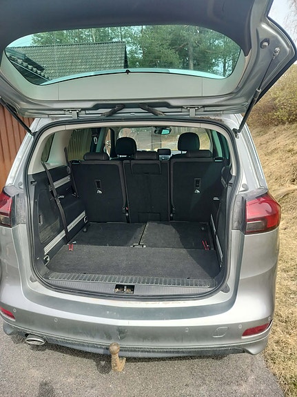 Opel Zafira Tourer 4 of 5