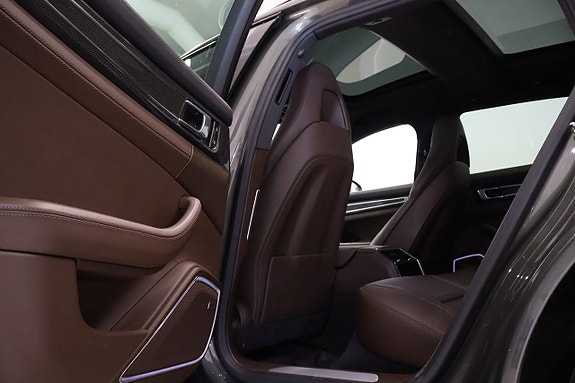 Porsche Panamera 4S 25 of 30