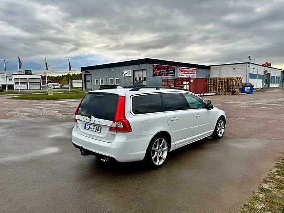 Volvo V70 5 of 5