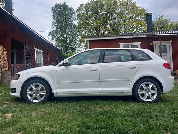 Audi A3 2 of 9