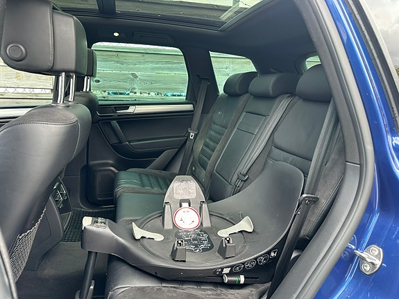 Volkswagen Touareg 5 of 7