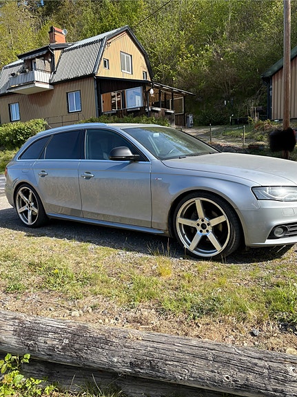 Audi A4 4 of 5