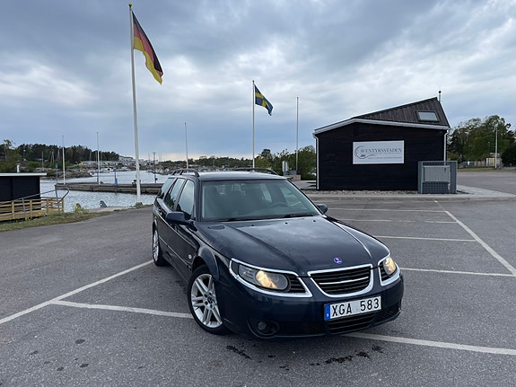 Saab 9-5 3 of 4