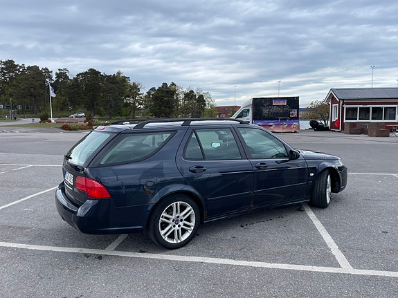 Saab 9-5 2 of 4