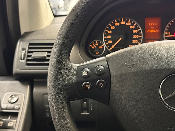 Mercedes-Benz A160 15 of 21